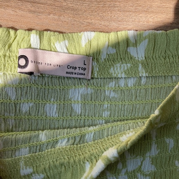 3/$24 So crop top smocked puff sleeve boho casual butterfly abstract print L jrs - Picture 12 of 16